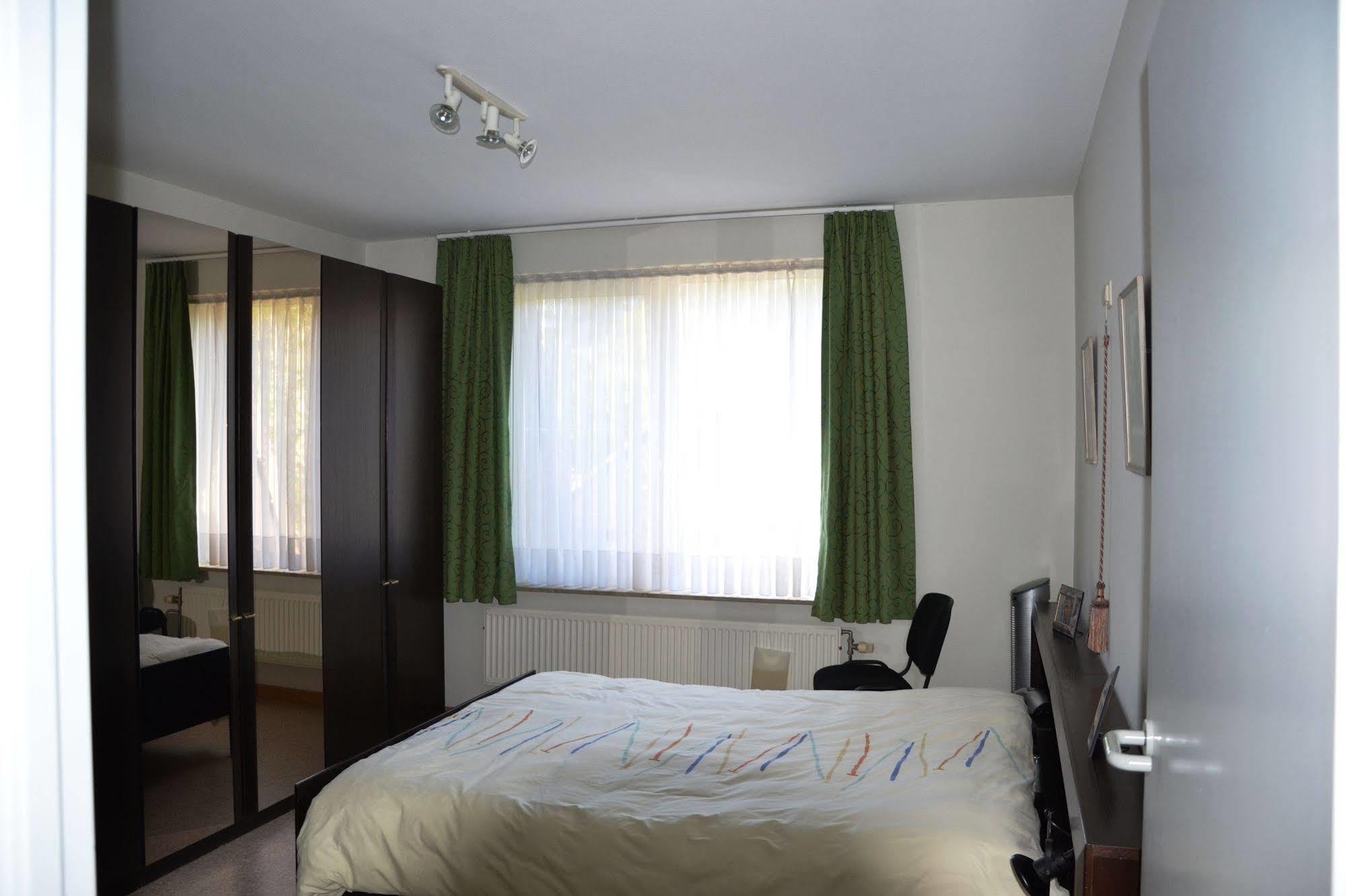 Lindehof Serviced Flats Zoersel エクステリア 写真